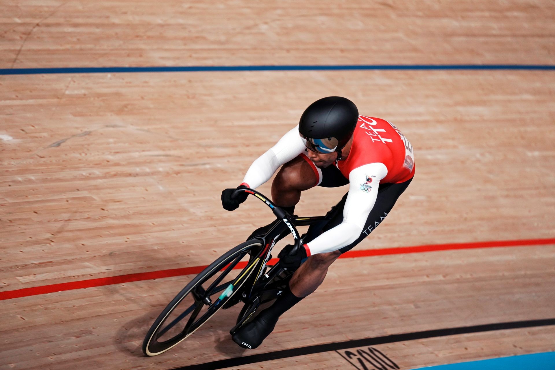 T&T's Nicholas Paul competes during the track cycling men's sprint race at the 2020 Summer Olympics on August 5 in Izu, Japan. (AP Photo/Thibault Camus)